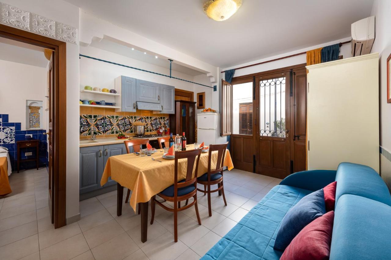 I Tre Golfi - Appartamenti A 300 Mt Dal Mare ซานวิโต โลคาโป ภายนอก รูปภาพ