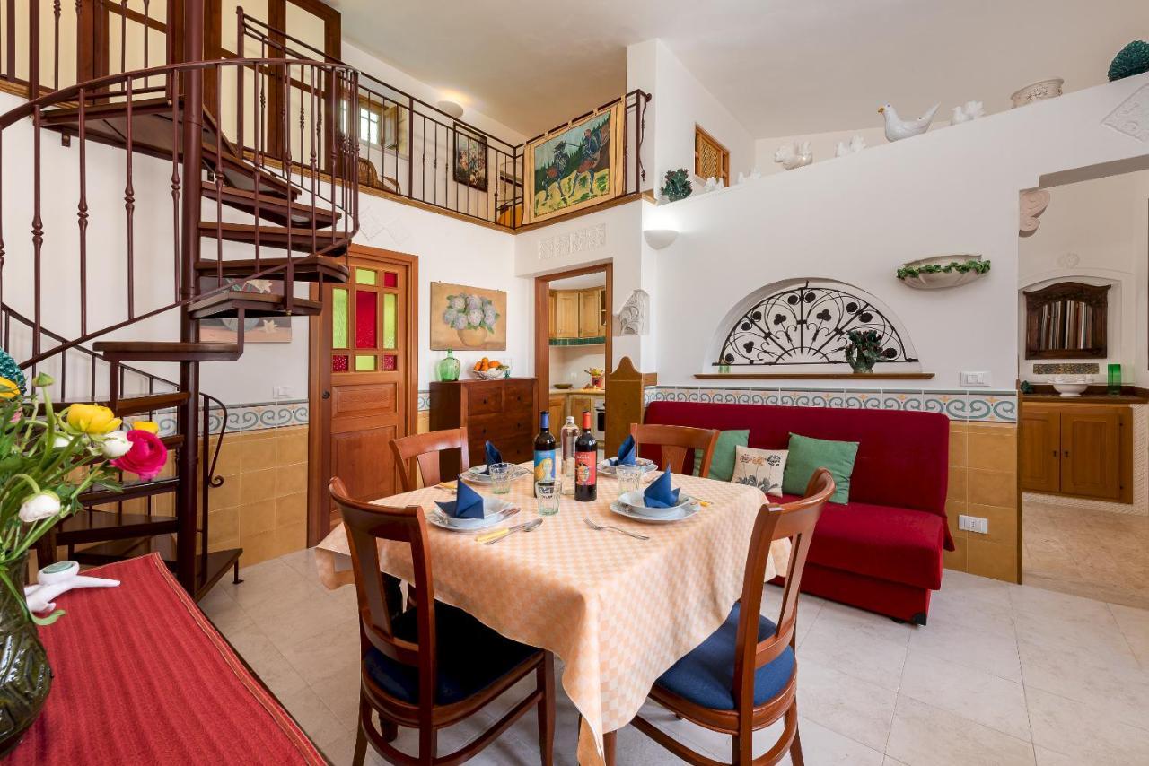 I Tre Golfi - Appartamenti A 300 Mt Dal Mare ซานวิโต โลคาโป ภายนอก รูปภาพ