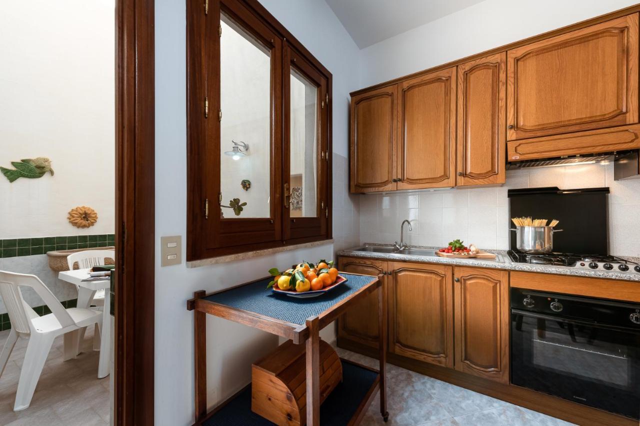 I Tre Golfi - Appartamenti A 300 Mt Dal Mare ซานวิโต โลคาโป ภายนอก รูปภาพ