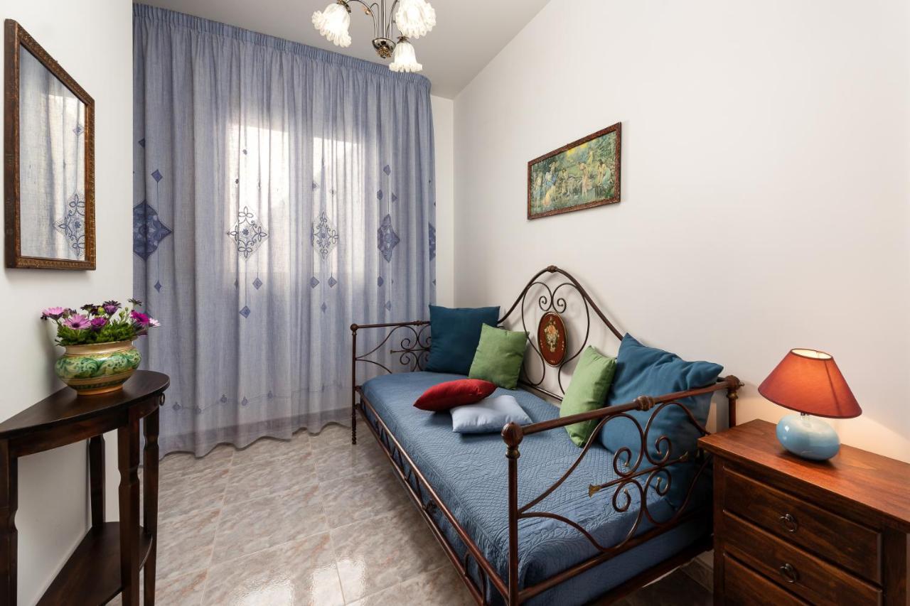 I Tre Golfi - Appartamenti A 300 Mt Dal Mare ซานวิโต โลคาโป ภายนอก รูปภาพ