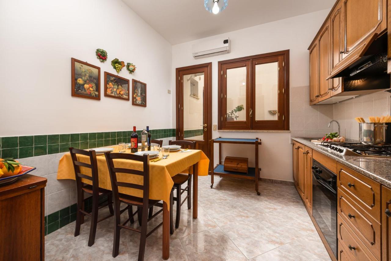 I Tre Golfi - Appartamenti A 300 Mt Dal Mare ซานวิโต โลคาโป ภายนอก รูปภาพ