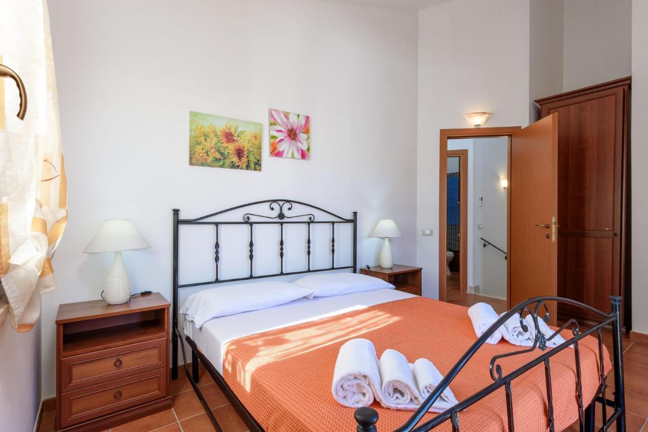I Tre Golfi - Appartamenti A 300 Mt Dal Mare ซานวิโต โลคาโป ภายนอก รูปภาพ